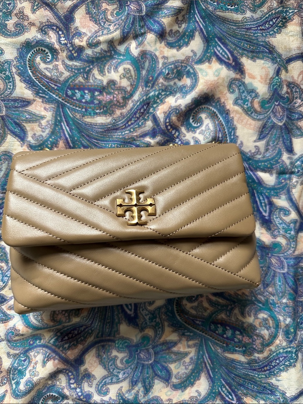 Tory Burch Quilted Fold-Over Crossbody Bag in Taupe with Gold Logo